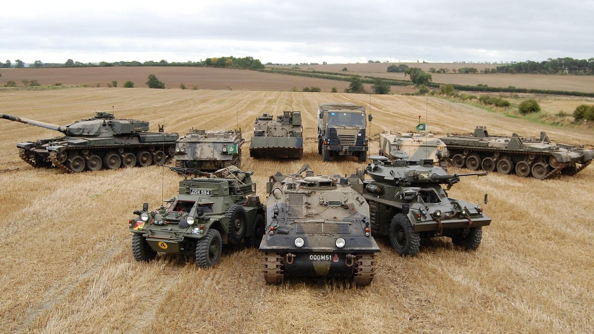 乔治攻防转换迅速快船打出流畅配合,快船乔治加点