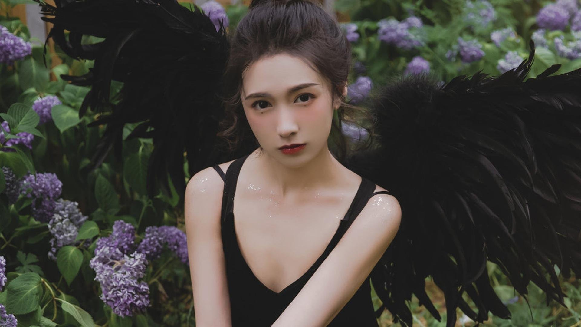 德甲激战正酣,拜仁领跑多特紧追不舍