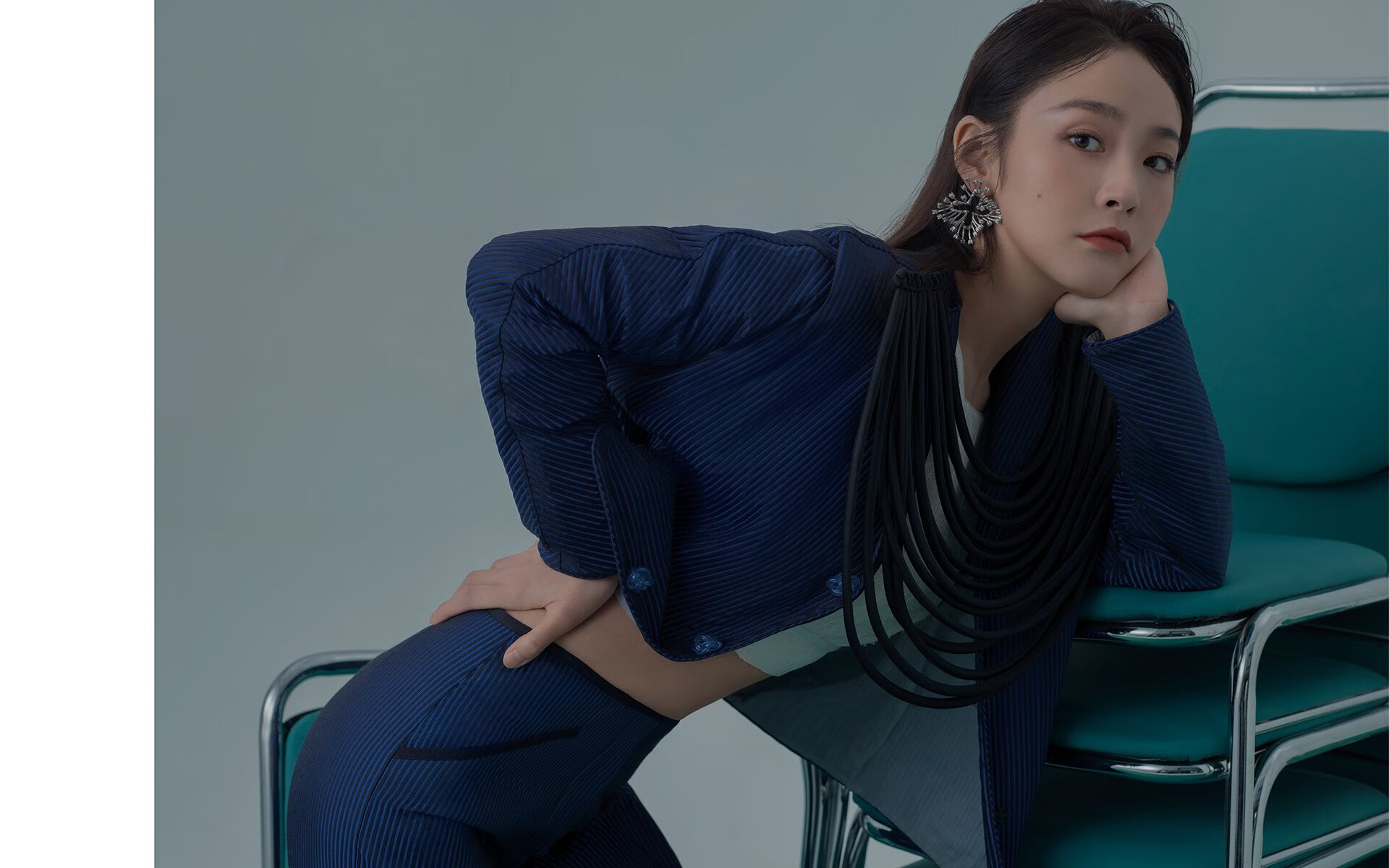 kaiyun官方入口登录-德甲高空轰炸：精彩头球瞬间令人拍案叫绝，德甲空场