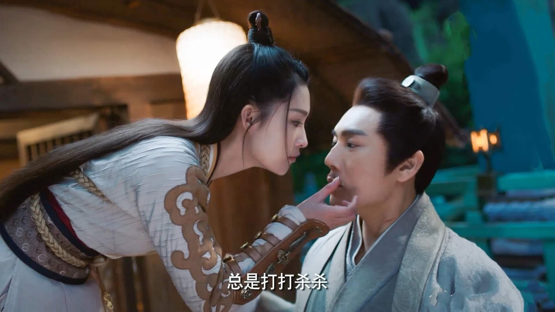 陈佳蝶泳冲线瞬间惊艳全场，陈佳怡游泳