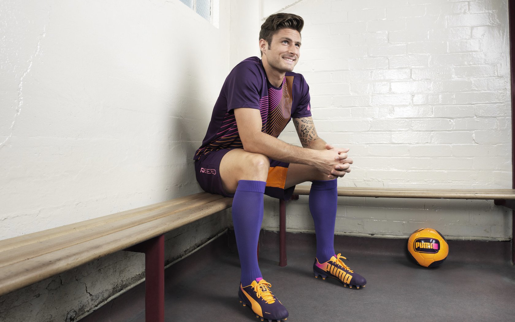 赛前分析：战术布置与关键战术选择，比赛中运用战术的表现的基本形式